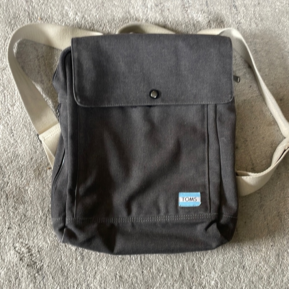 TOMS’s satchel with adjustable shoulder straps.
